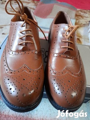 Új, márkás, férfi bőrcipő! 