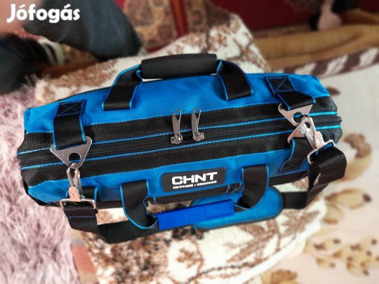 Új, nagyméretű szerszámos táska.