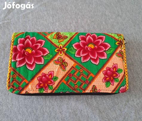 Új, nagyméretű színes textil pénztárca