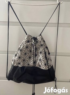 Új, női hátitáska