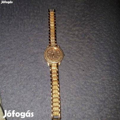 Új, szép divatos elegáns strasszos női óra- olcsón