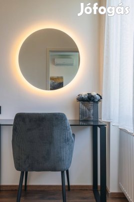 Új, üveg, elegáns konzolasztal