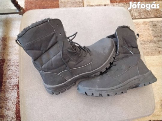 Uj, vizhatlan bakancs eladó