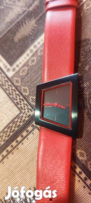 Új állapot! Danish Design piros-fekete extravagáns karóra hölgyeknek