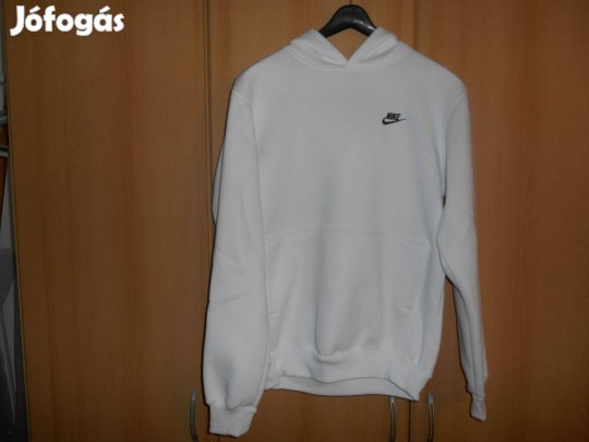 Új állapotú Unisex Nike szabadidő (alsó és felső) M méretben eladó!