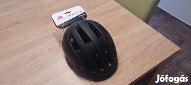 Új állapotú felnőtt kerékpáros sisak eladó