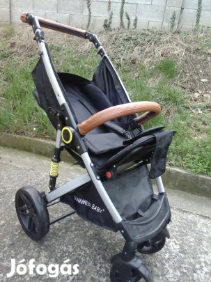 Új babakocsi