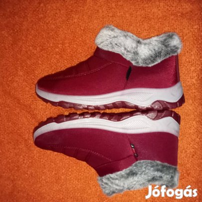 Új bélelt csizma hótaposó 38-39