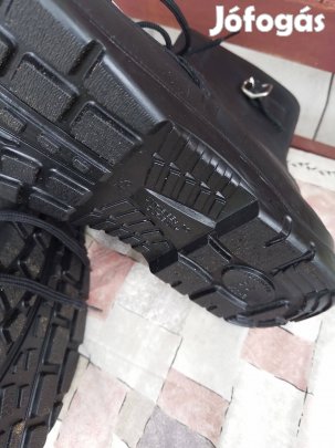 Új bőr bakancs eladó Debrecen-Józsa