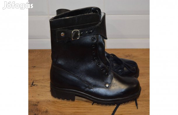 Új bőr katonai bakancs gumi talp 40 -es surranó 1 csattos