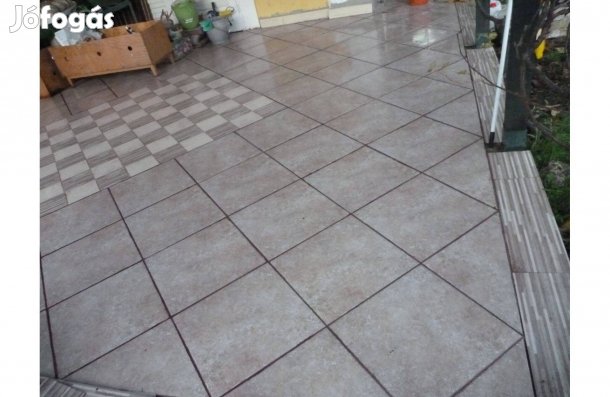 Új burkolásból maradt 3 fajta kültéri járólap kb.4m2