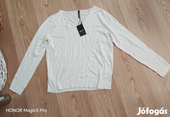 Uj címkés női pulóver L-XL