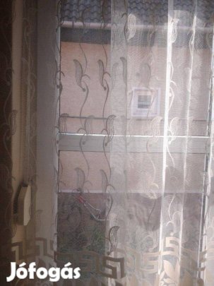 Új dekoratív Ekrü virágos függöny (3m x 180 cm)