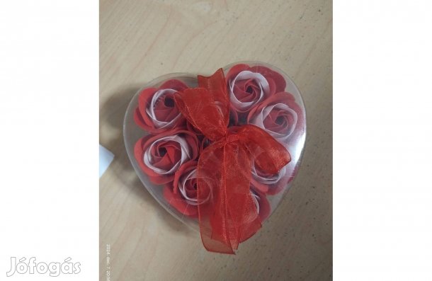 Új díszdobozos szív alakú fürdő rózsaszappan rózsa szappan eladó