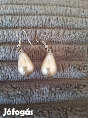 Új ekrü fényes fülbevaló