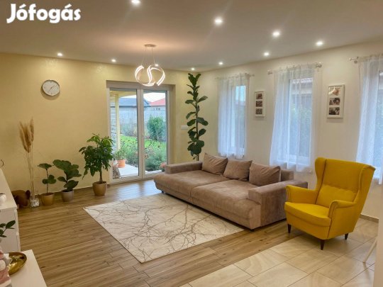 Új épitésű családi ház Kadafalva új részén!