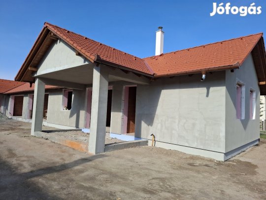 Új építésű ikerházak eladók Vasadon