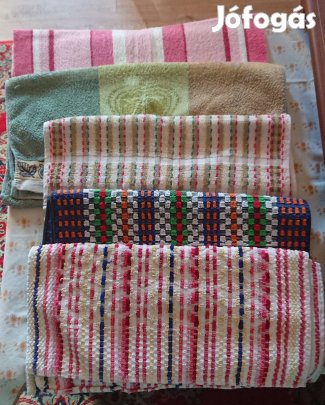 Új és újszerű színes frottír törölközők egyben eladók