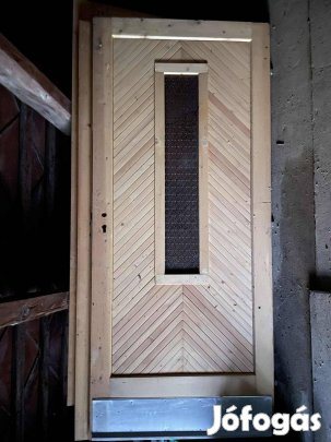 Új fa bejárati ajtó, tok nélkül