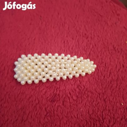 Új fehér gyöngyös hajcsat