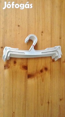 Új fehér műanyag fehérnemű fürdőruha baba kutyaruha fogas!