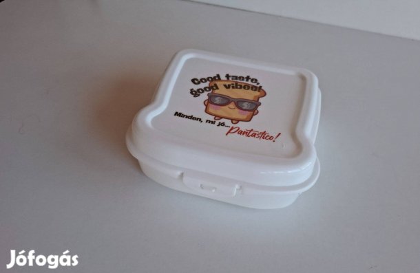 Új fehér műanyag uzsidoboz 14*14 cm