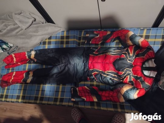 Új fekete Pókember izmosított több méretben