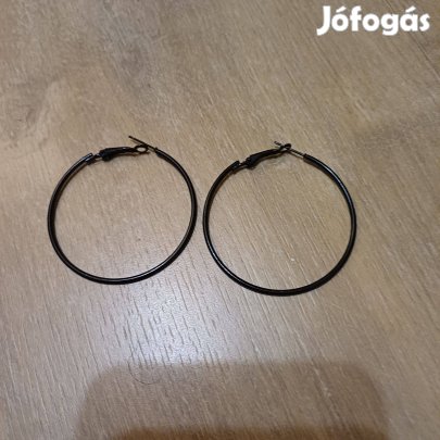 Új fekete fém karika fülbevaló
