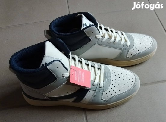 Új férfi cipő 42-es bakancs magas szárú