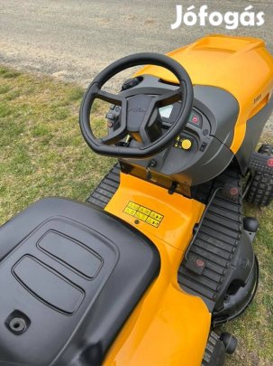 Új fűnyíró traktorok érkeztek