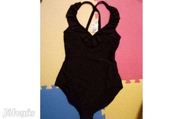 Új fürdőruha 38 40
