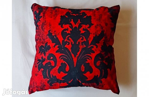 Új gótikus, gothic, barokk, piros, vörös, virágmintás párnahuzat