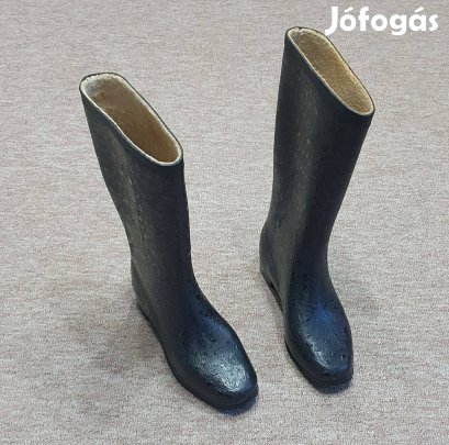 Új gumicsizma, 35-ös méret, bélelt, fekete, hibátlan