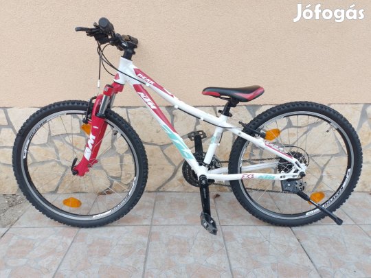 Új gumikkal 24-es KTM 24 aluvázas kislány kerékpár bicikli.