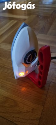 Új hordozható úti vasaló 