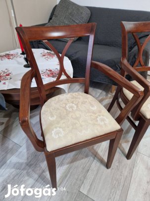 Új karos székek