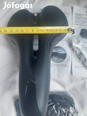 Új kerékpár nyereg.