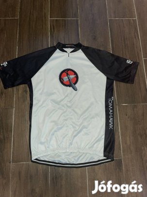 Új kerékpáros mez