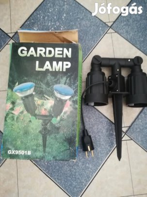 Új kertilámpa
