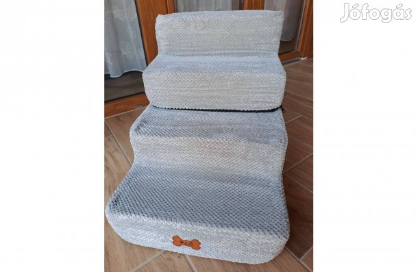 Új kisállat lépcső