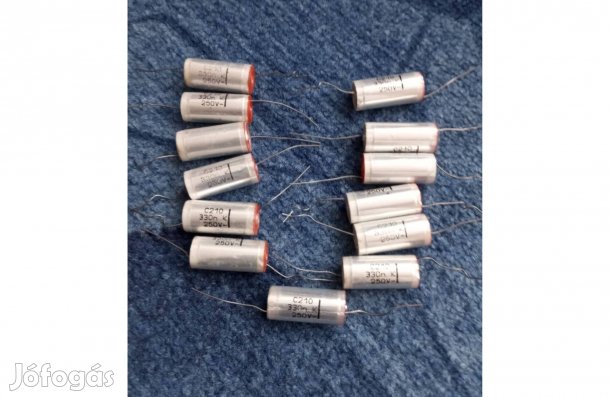 Új kondenzátorok C210