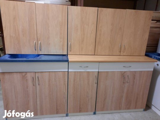 Új konyhabútor áron alul, akár bontva is (AO184)