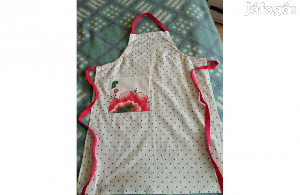 Új konyhai kötény olcsón eladó