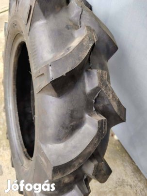 Új körmös gumi köpeny Eladó