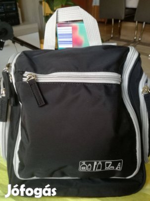 Új kozmetikai táska. Sok zsebbel, felakasztható