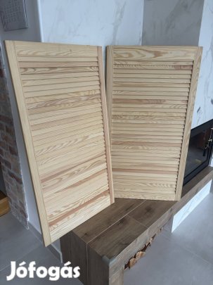 Új lamellás fenyőajtó