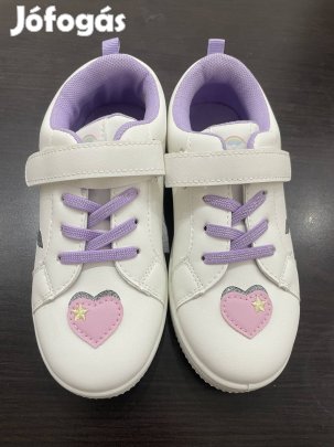 Új lány cipő!