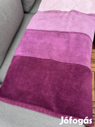 Új lila szőnyeg 
