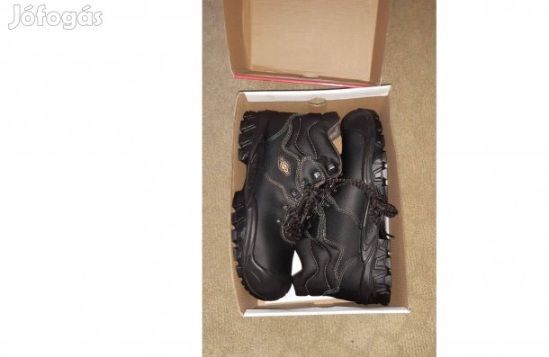 Új minőségi cofra munkavédelmi bakancs 44 S3