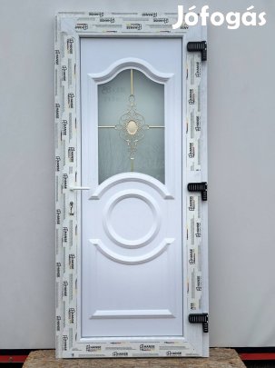 Új műanyag bejárati ajtó akciós áron 89.990,- Ft többféle méret